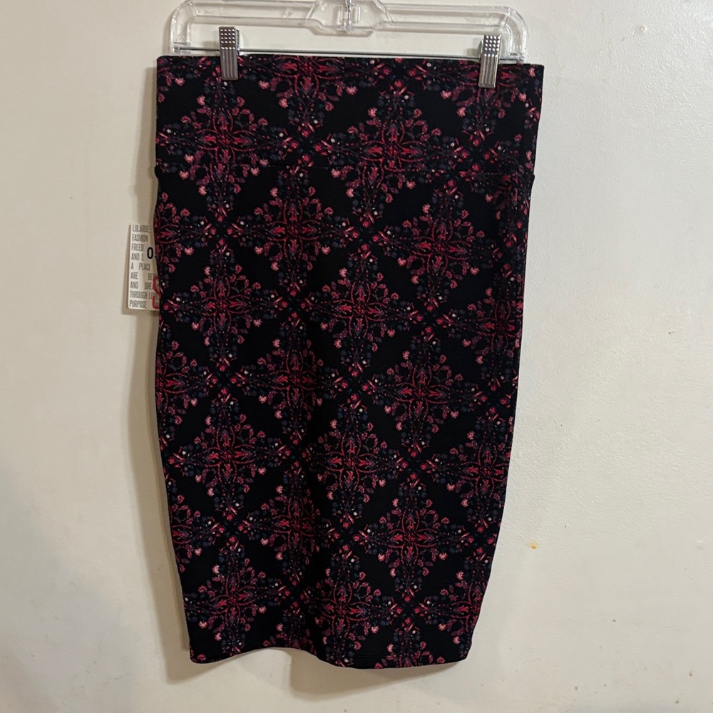 LuLaRoe Black and Pink Floral Pencil Skirt